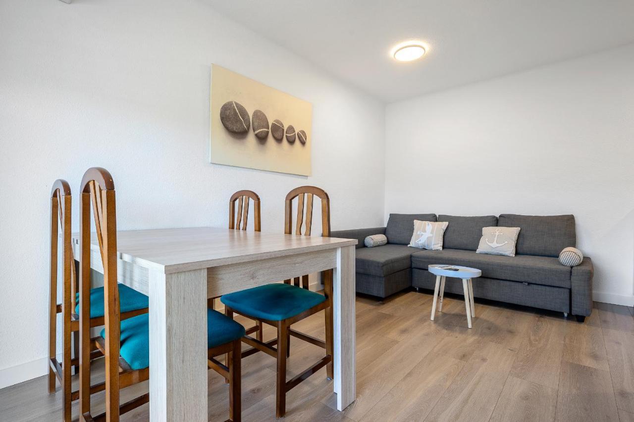 Hauzify I Apartaments Reddis Cambrils Bagian luar foto